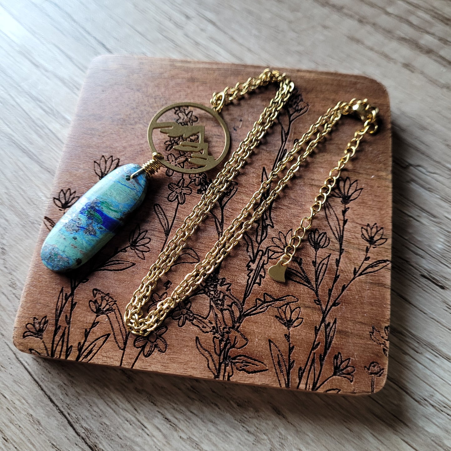 Handmade crystal rock stone steel necklace