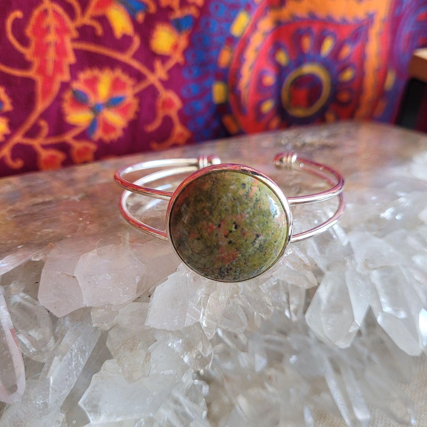 Handmade crystal stone rock bracelet cuff