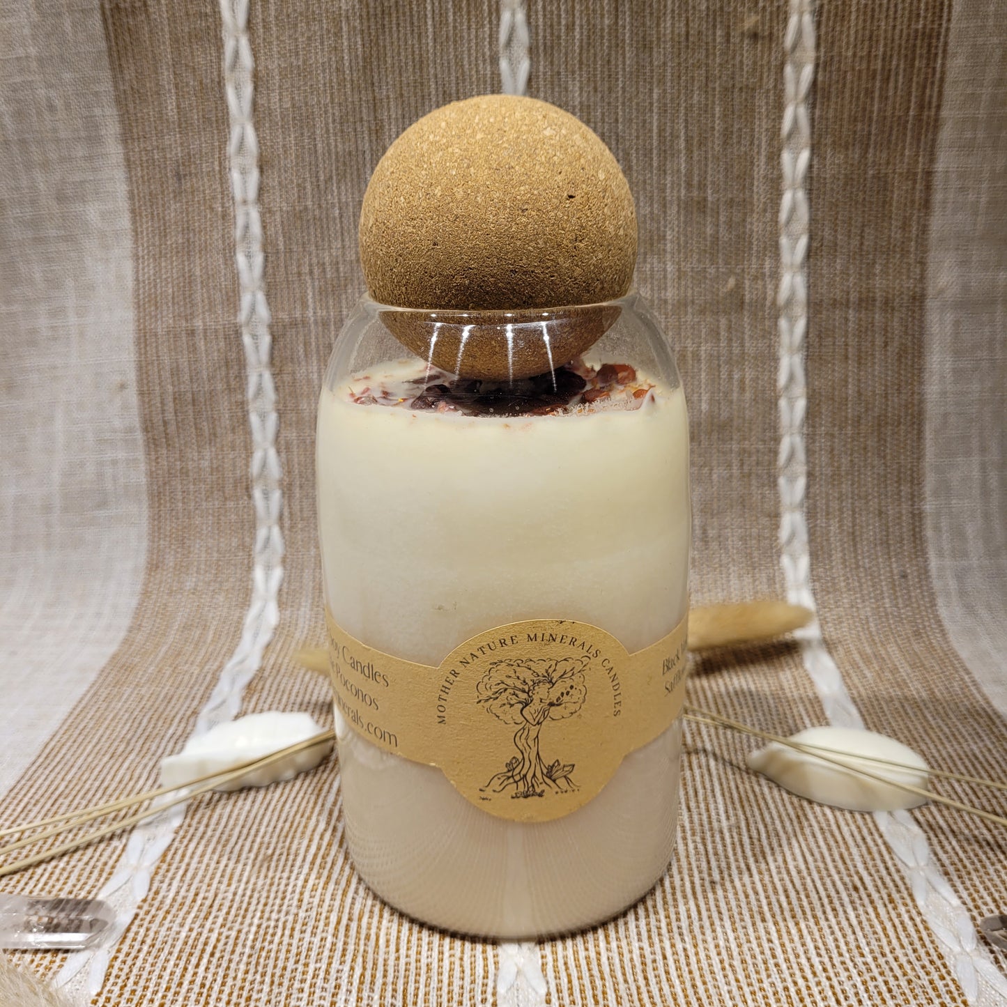 Black Violet and Saffron Candle