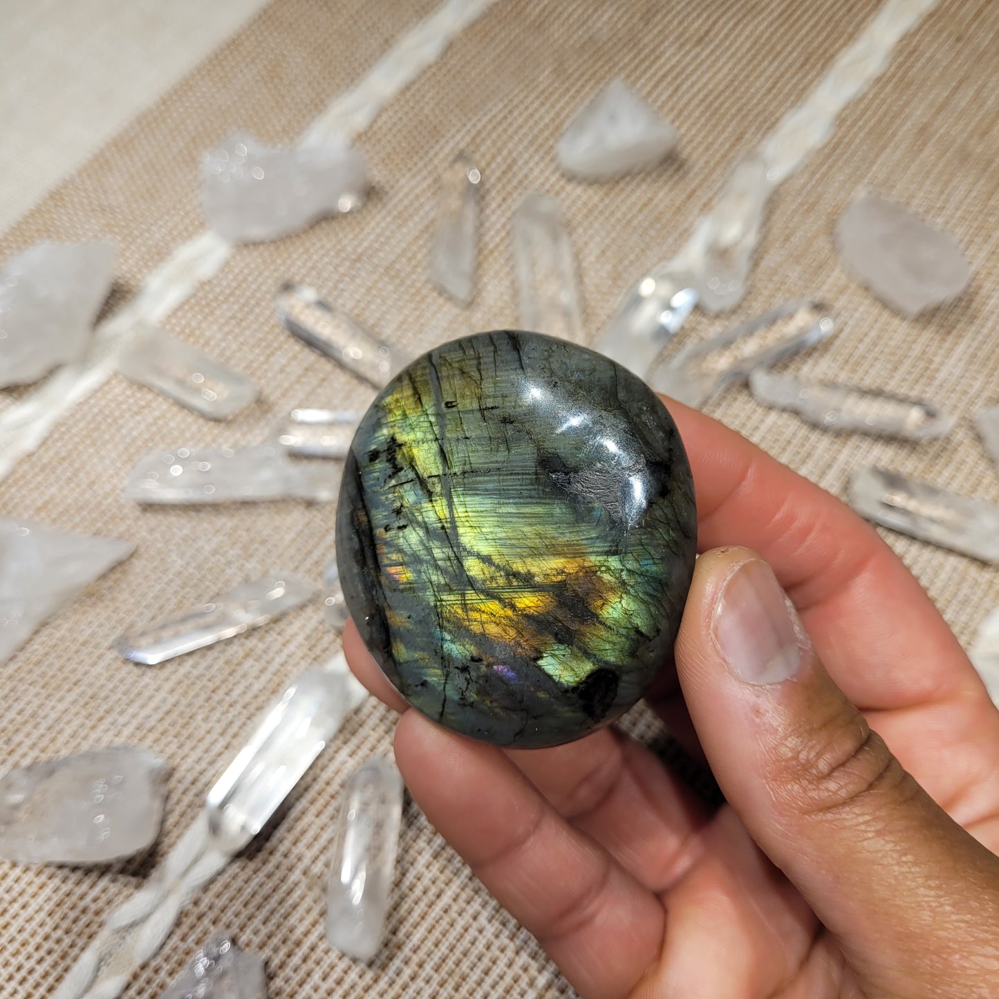 Labradorite Palmstone