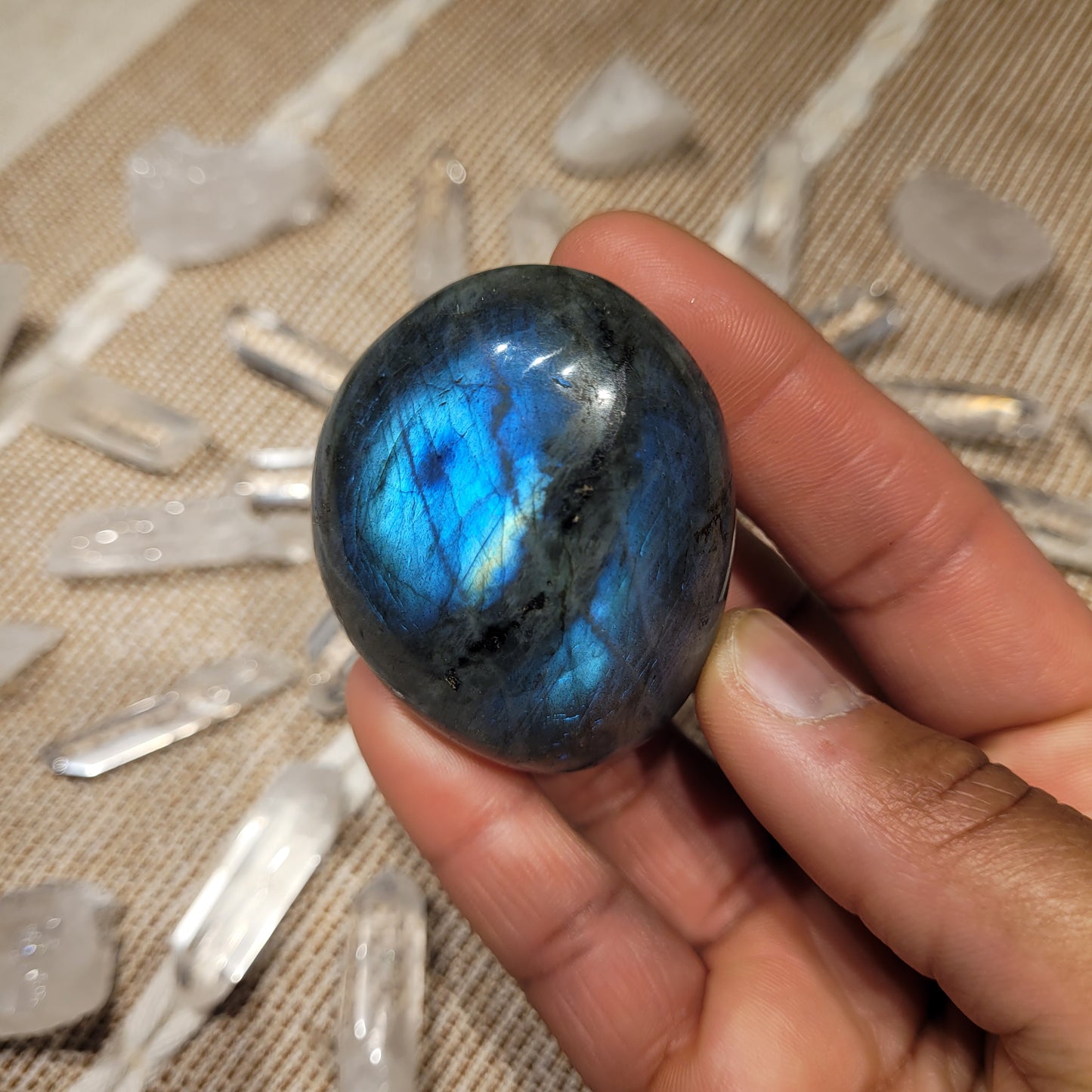 Labradorite Palmstone