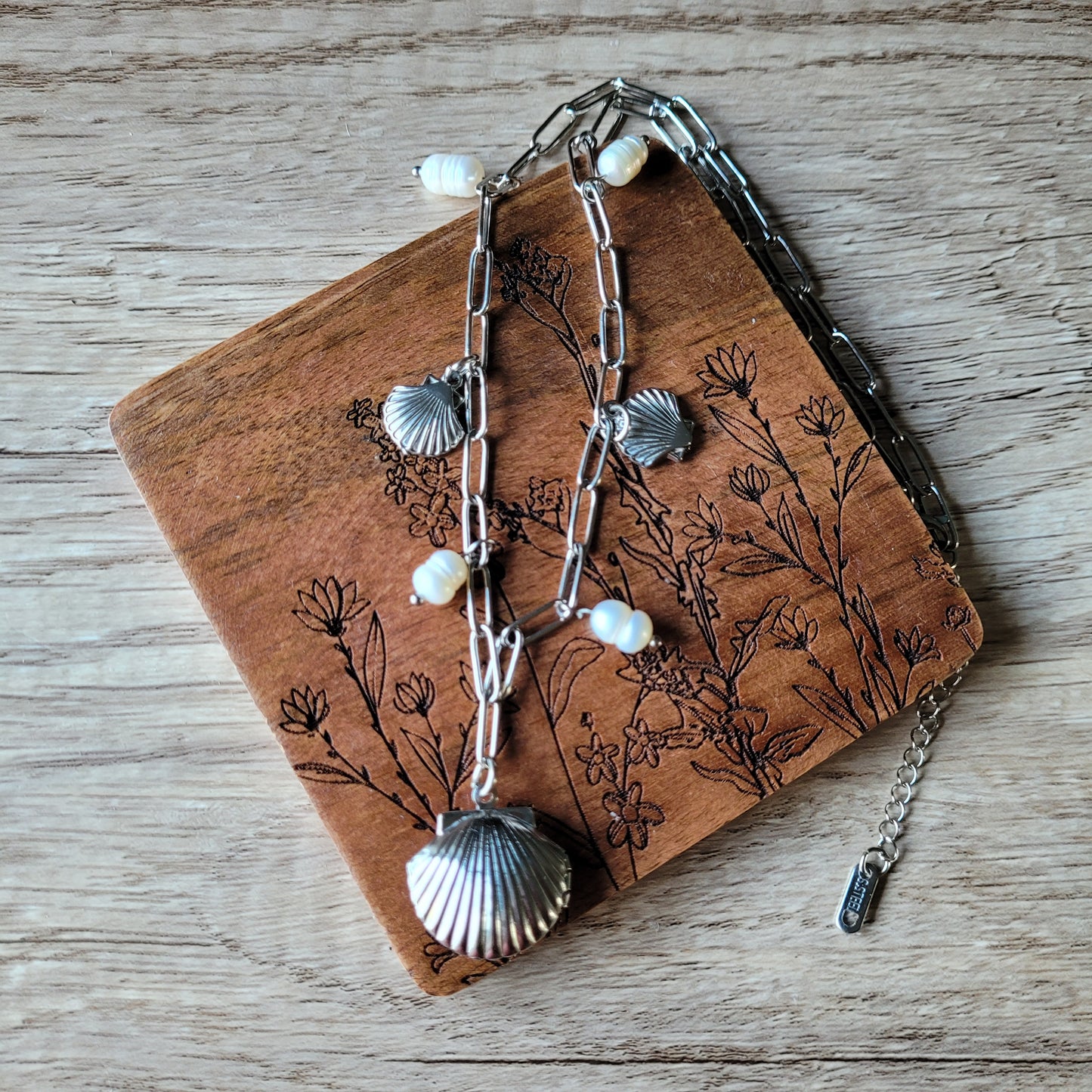 Pearl Necklace