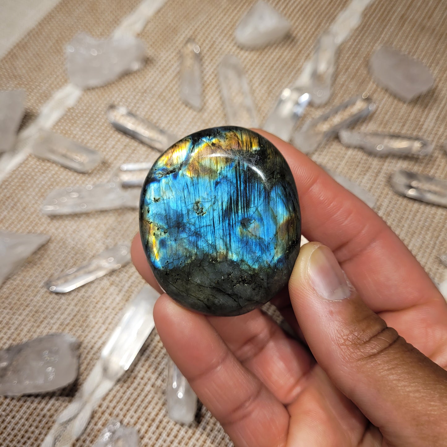 Labradorite Palmstone