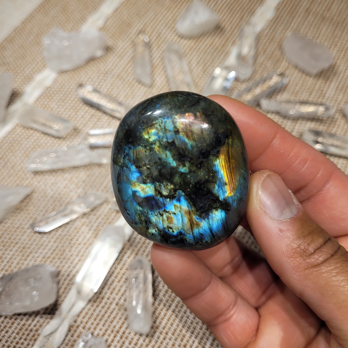 Labradorite Palmstone