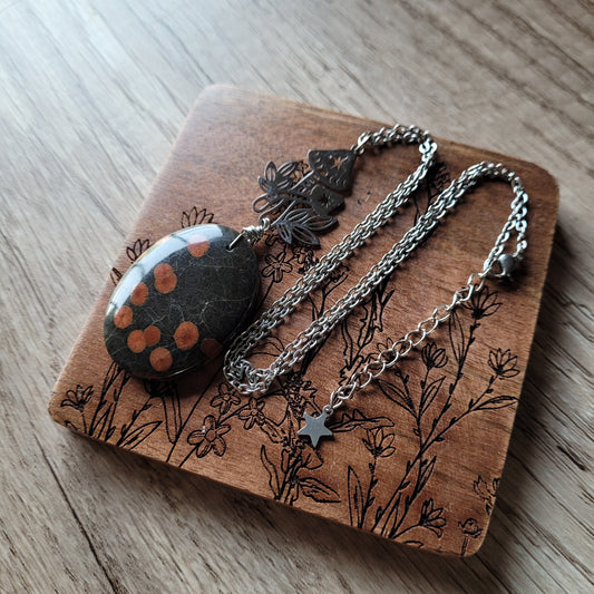 Handmade crystal rock stone steel necklace