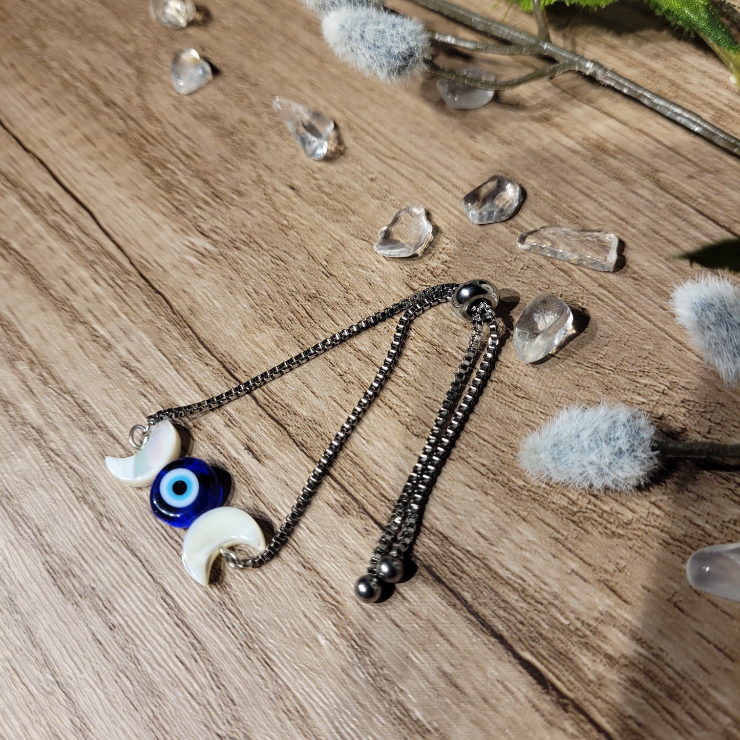 Evil Eye Mother of Pearl Moon Bracelet