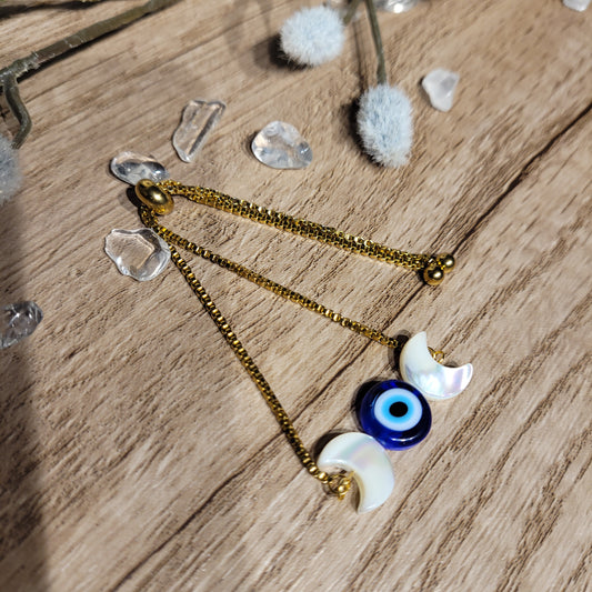 Evil Eye Mother of Pearl Moon Bracelet