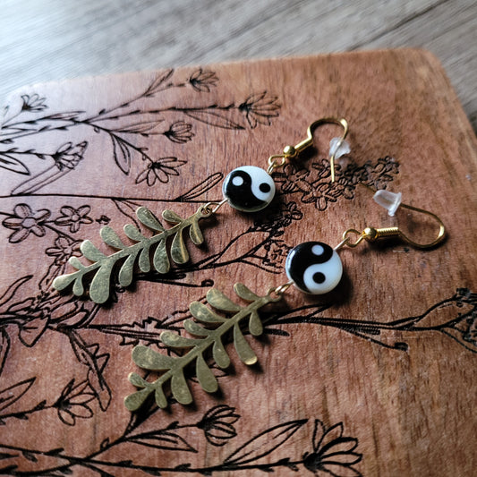 Ying Yang Shell Earrings
