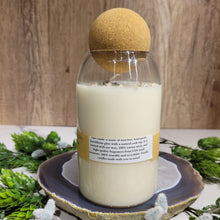 Load image into Gallery viewer, Fresh Linen Soy Candle
